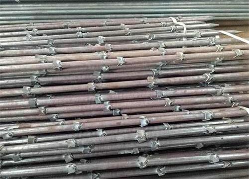 长垣隧道钢花管